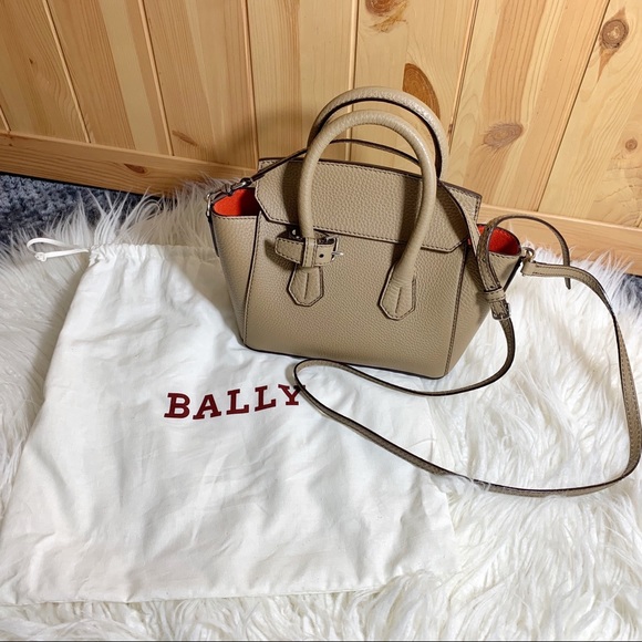 Inmigracion Enlace Novedad Bally Sommet Bag Objecion Contar Leon